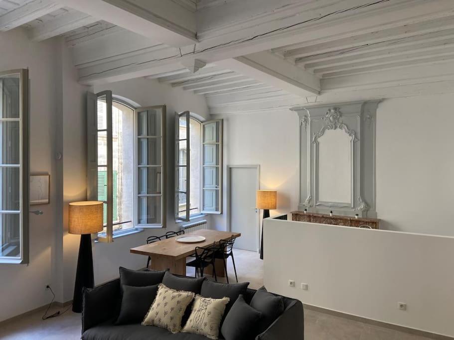 Appartement Avec Ventilateurs Proche Du Palais Des Papes Avignon Eksteriør billede