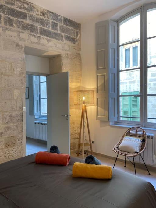 Appartement Avec Ventilateurs Proche Du Palais Des Papes Avignon Eksteriør billede